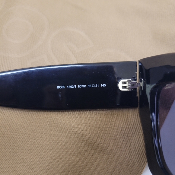 BOSS Sunglasses - Sold - Picture 3 of 3